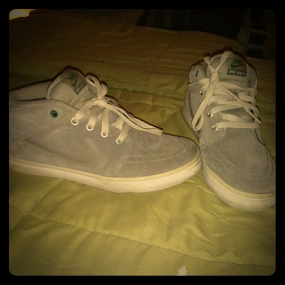 Nikes high tops grey womens sz 8 men sz6.5 - Picture 1 of 8